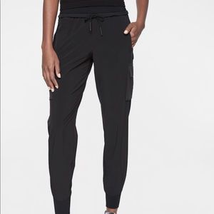 ATHLETA SUTTON JOGGER (WORN ONCE)